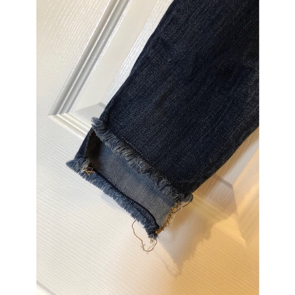 SUPER CUTE distressed denim skinny jeans!! - Picture 2 of 2